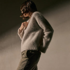 Fuzzy Cashmere Vneck in Pearl | James Perse Los Angeles