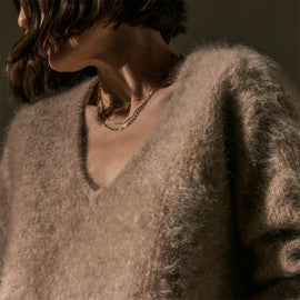 Fuzzy Cashmere Vneck in Soft Beige | James Perse Los Angeles