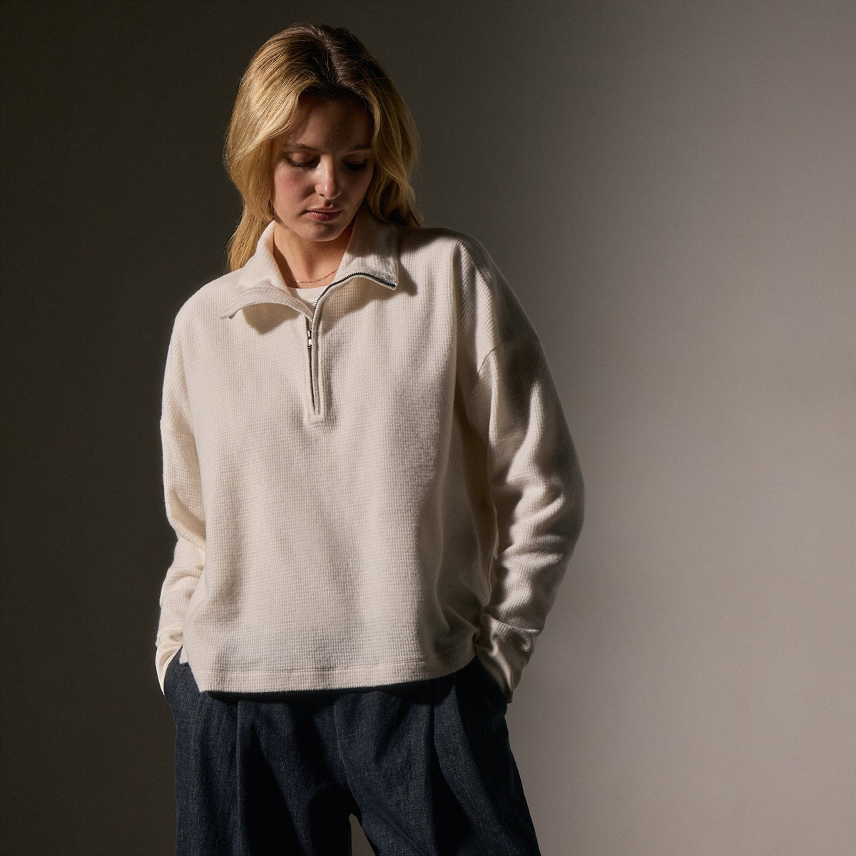 Brushed Thermal Half Zip in Oyster | James Perse Los Angeles