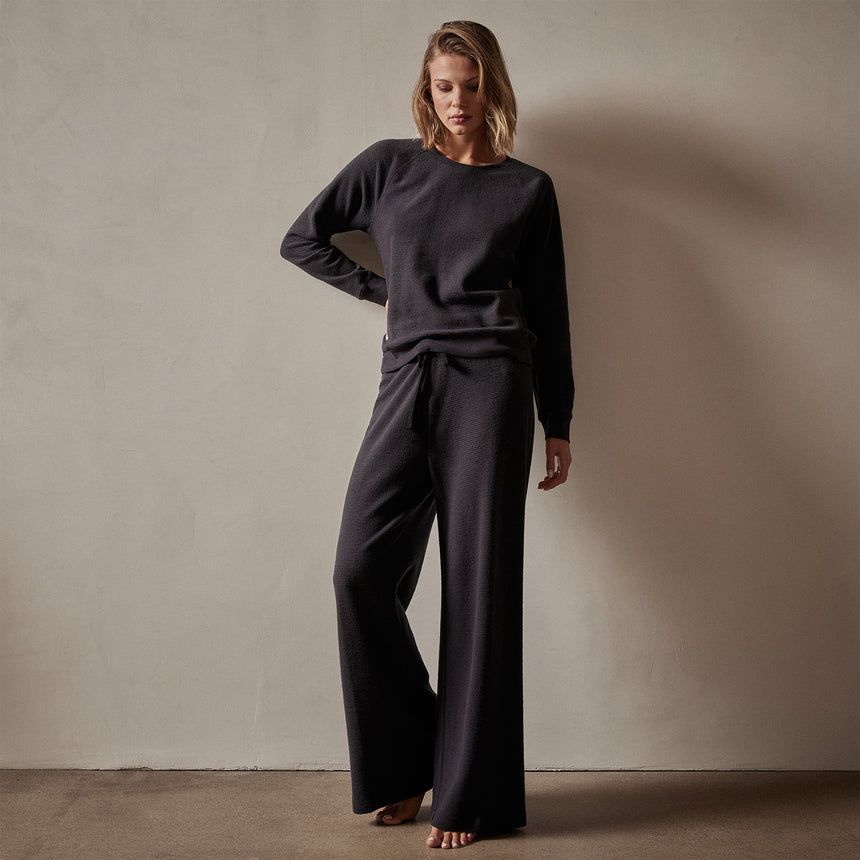 Relaxed Thermal Raglan Top in Magma | James Perse Los Angeles