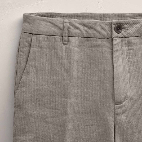 Playa Linen Bermuda Short in Fog | James Perse Los Angeles