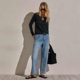 Relaxed Straight Cropped Jean in Sky Wash | James Perse Los Angeles