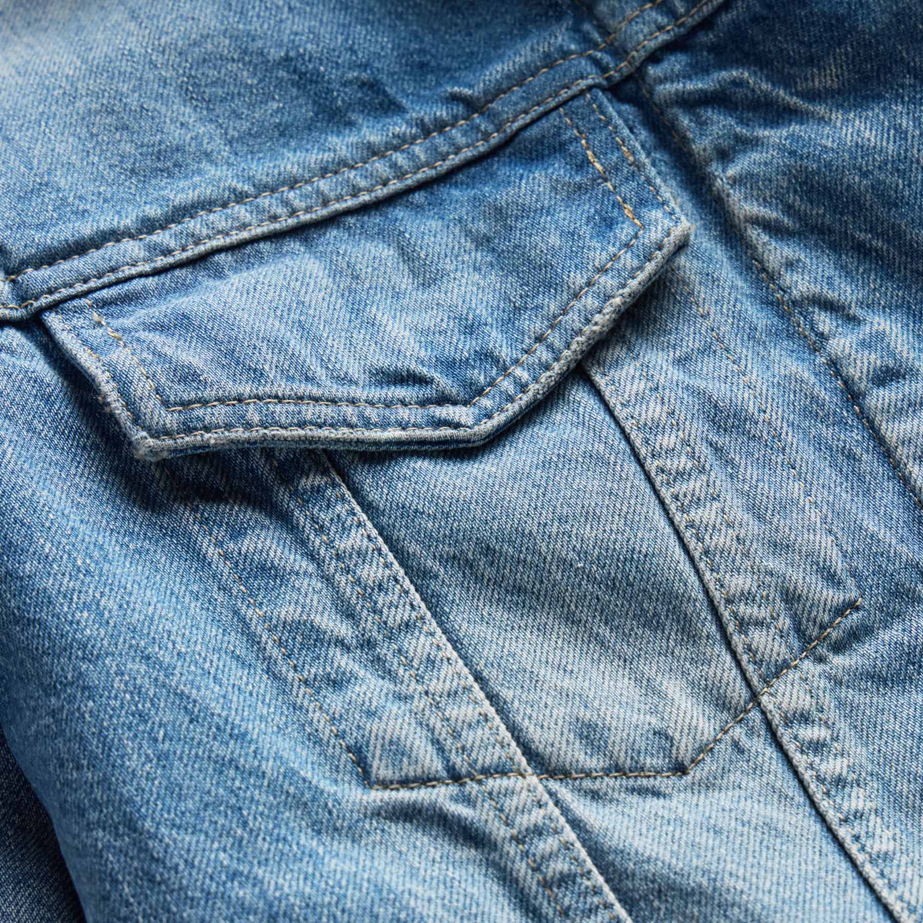 Denim Trucker Jacket in Sky Wash | James Perse Los Angeles