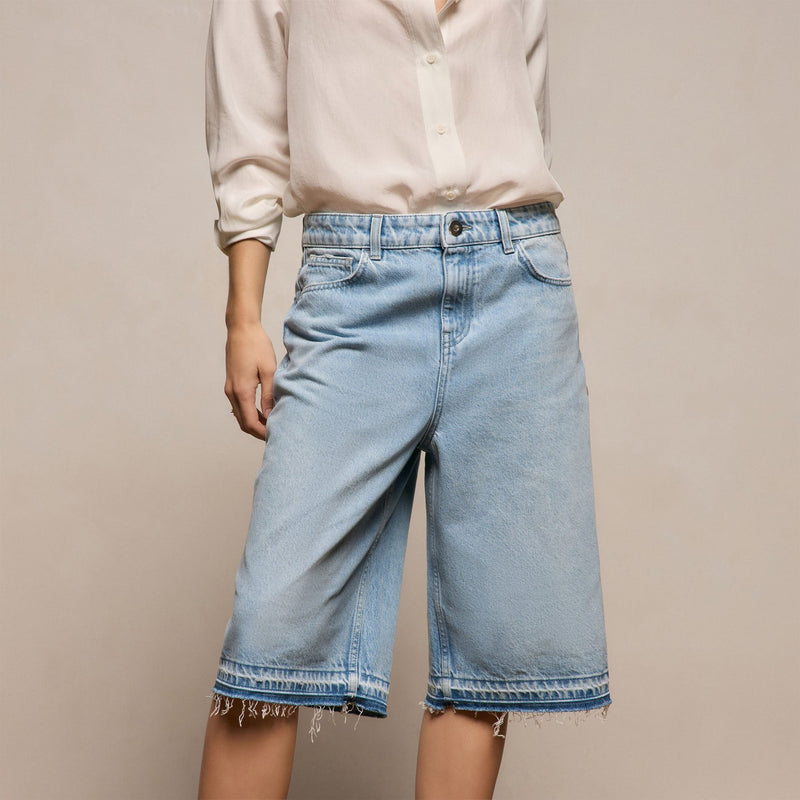 Relaxed Jort in Light Blue Wash | James Perse Los Angeles