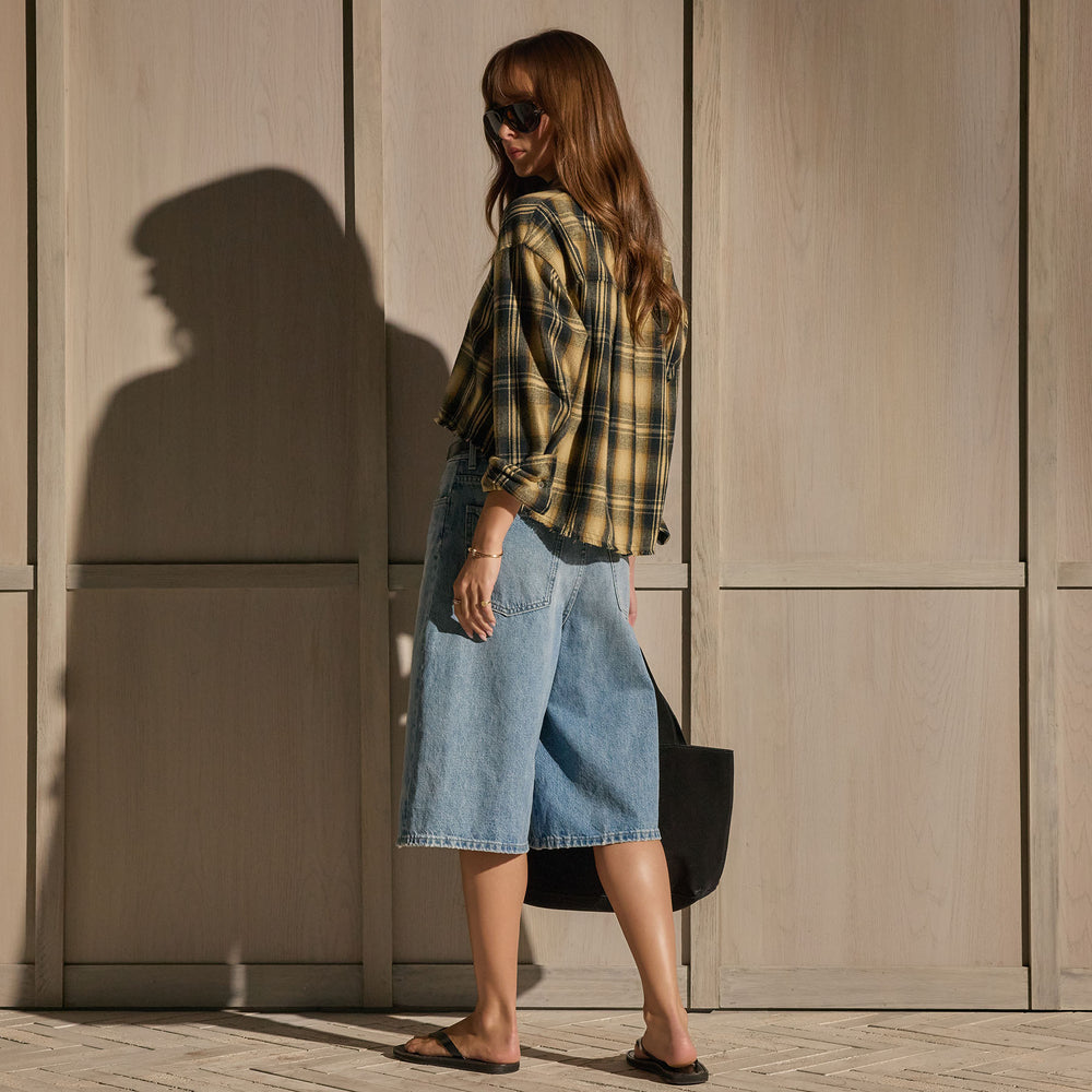 Denim Wide Leg Bermuda Short - Sky Wash | James Perse Los Angeles