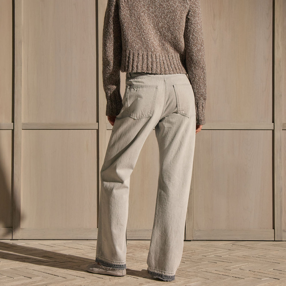 Relaxed Straight Jean - Light Grey Wash