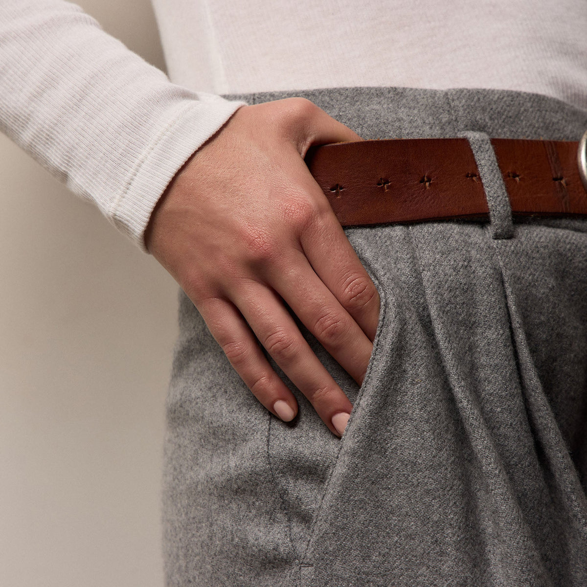 Cotton Gauze Ribbed Henley in Everest White | James Perse Los Angeles