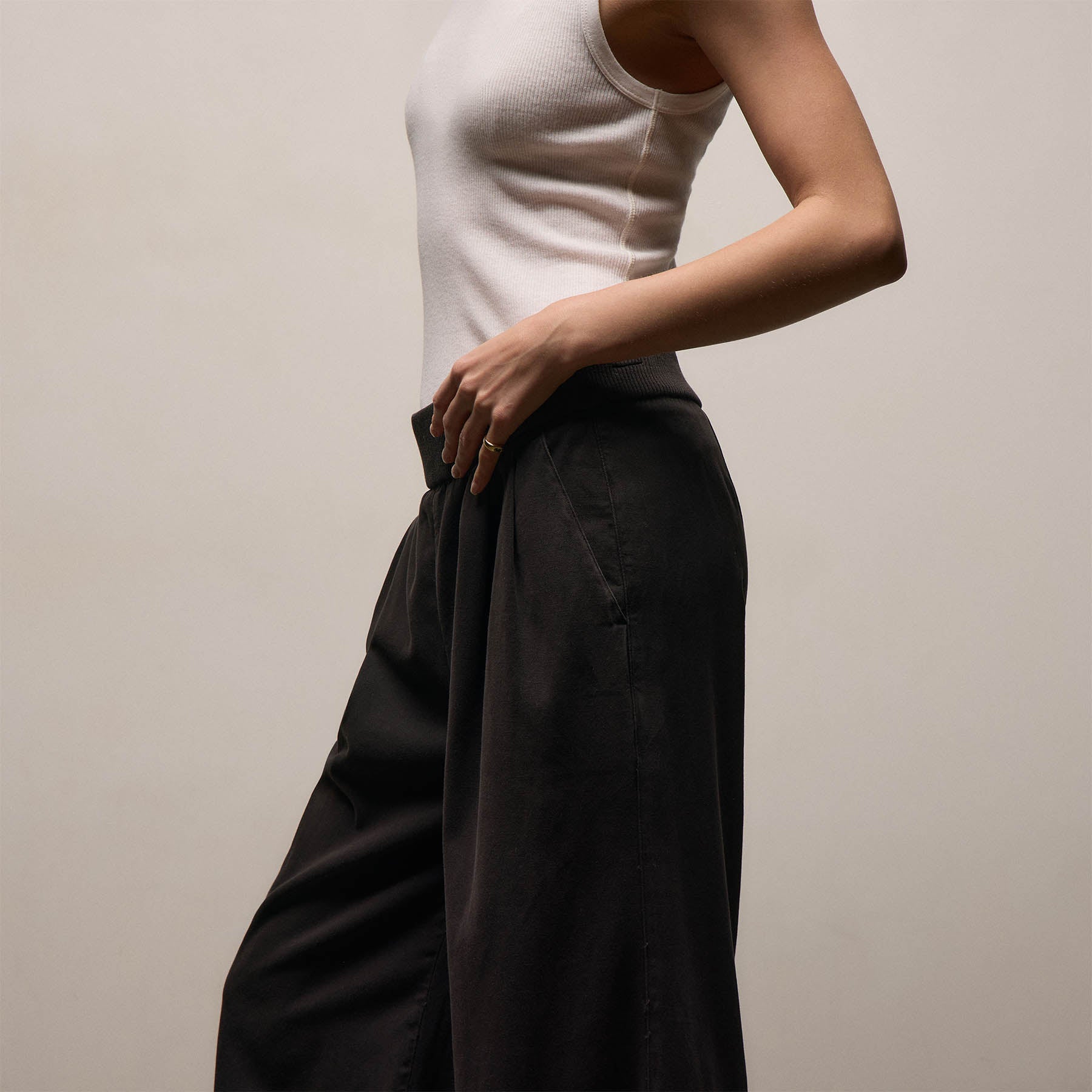Ribbed Waist Wide Leg Pant - Black | James Perse