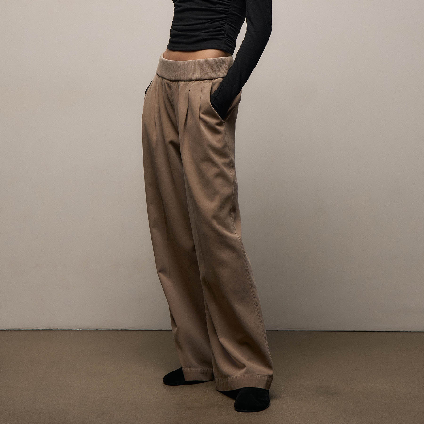 Ribbed Waist Wide Leg Pant in Coffee Pigment | James Perse Los Angeles