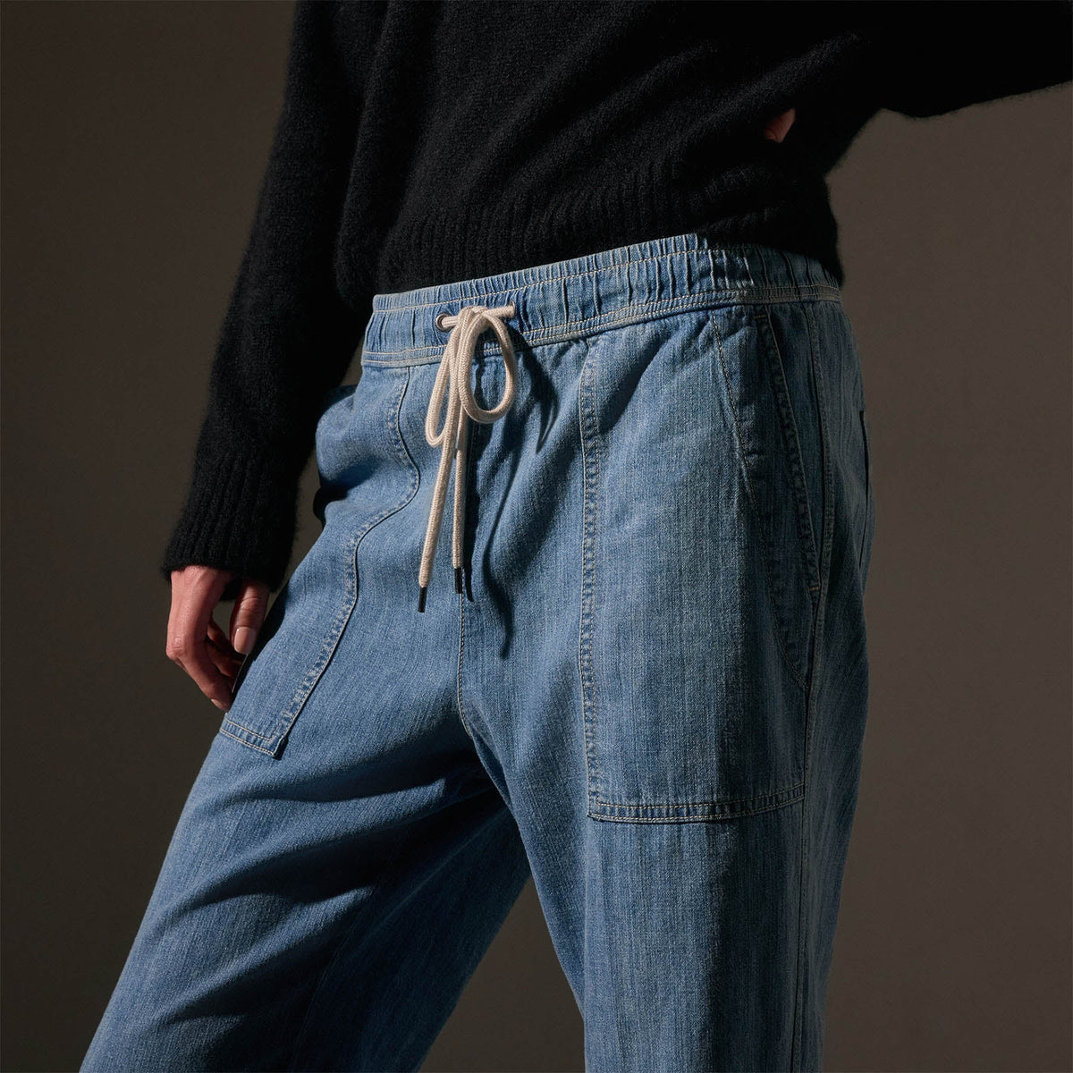 Wide Leg Pull On Denim Pant  in Mid Bleach Wash | James Perse Los Angeles