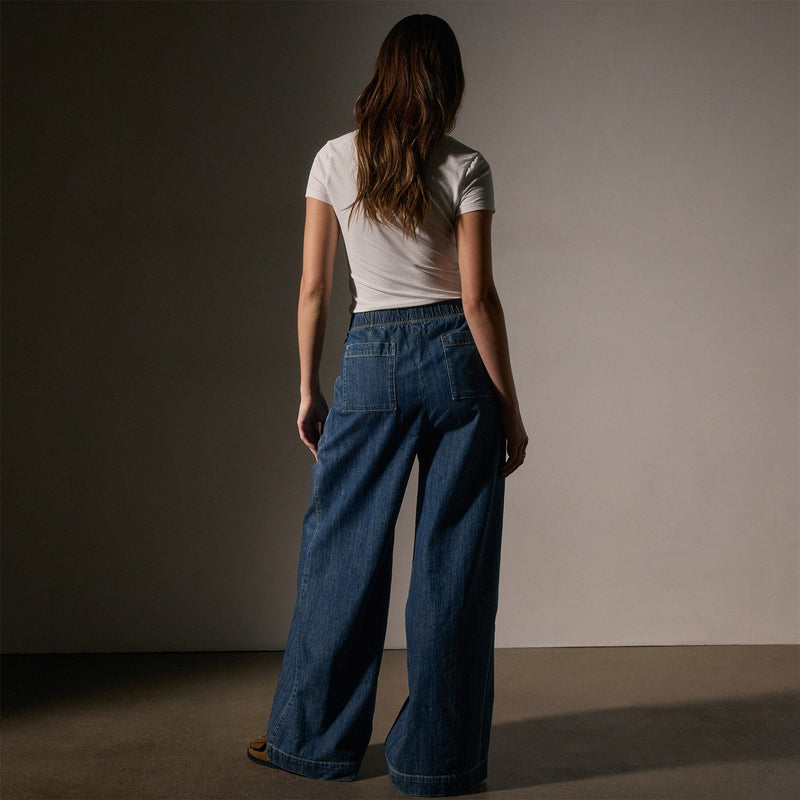 Pleated Denim Pant in Medium Wash | James Perse Los Angeles
