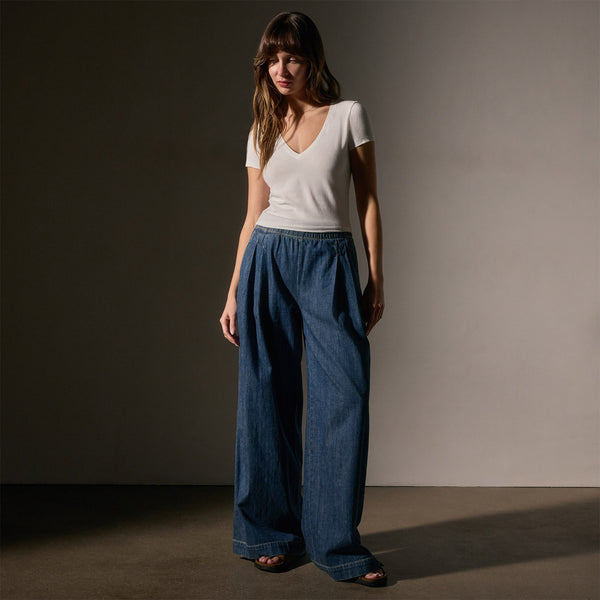 Pleated Denim Pant - Medium Wash