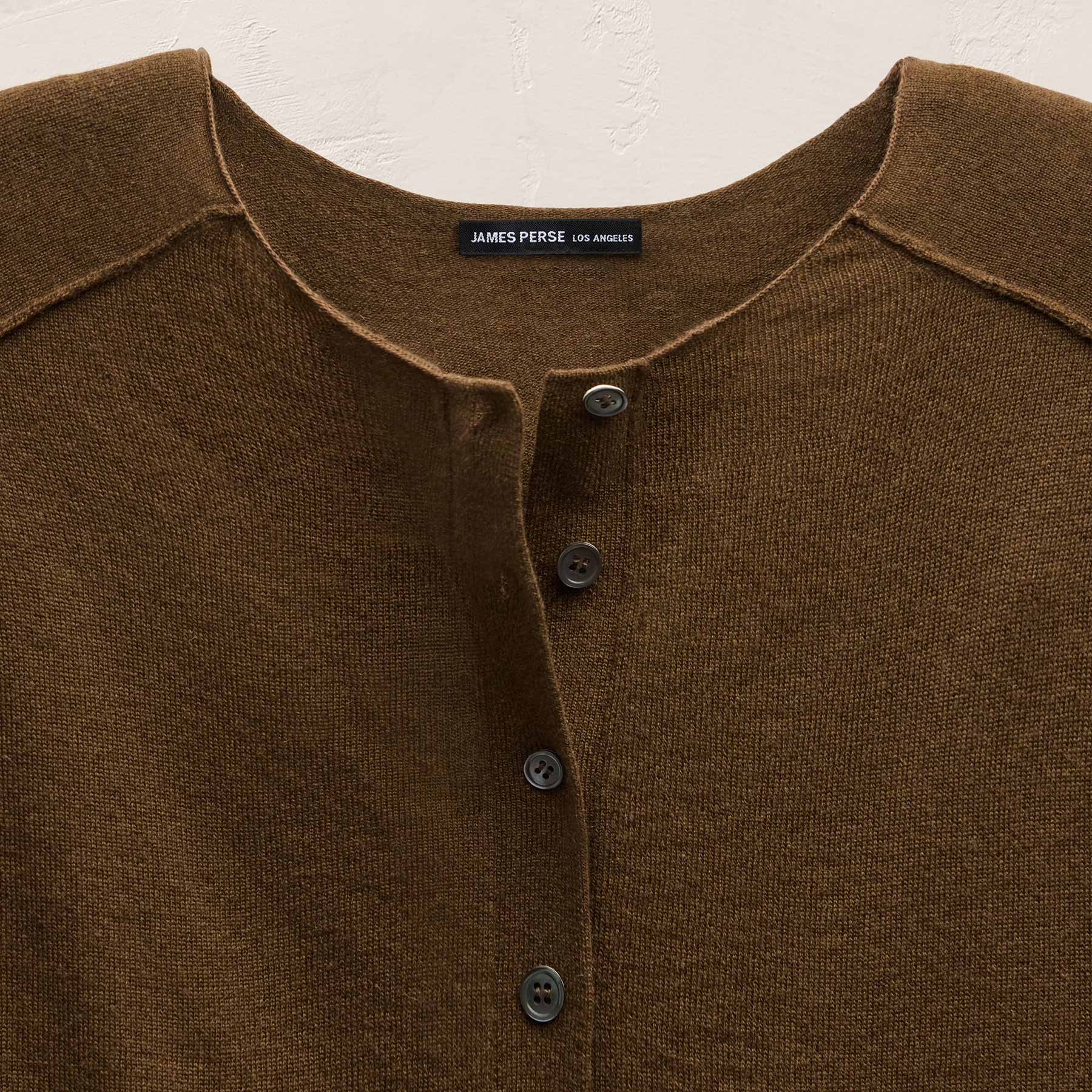 Cashmere Raglan Cardigan in Cocoa | James Perse Los Angeles