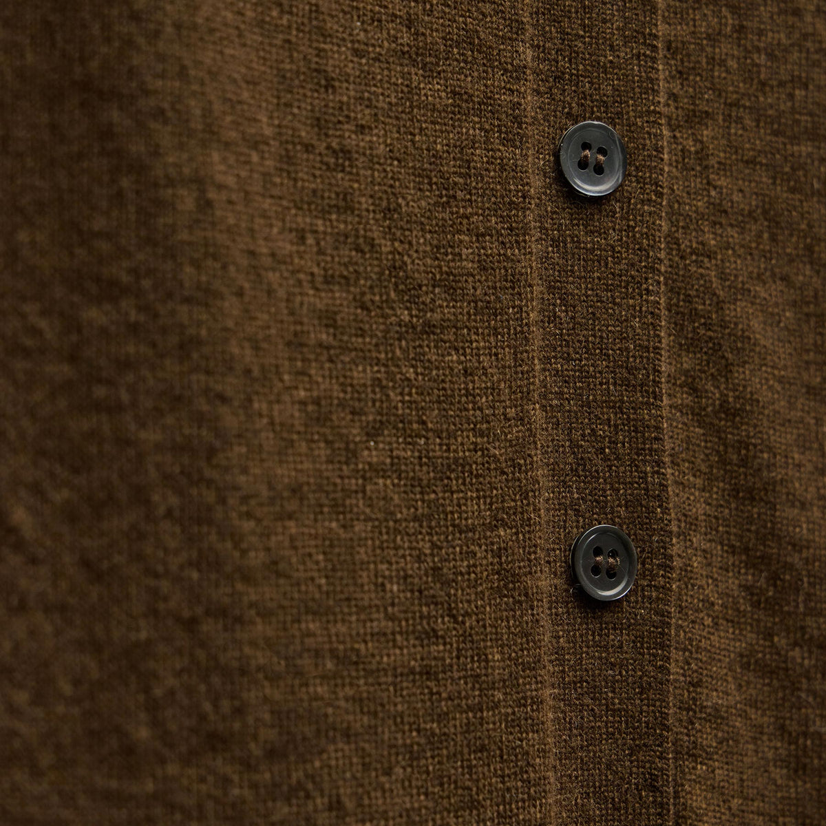 Cashmere Raglan Cardigan in Cocoa | James Perse Los Angeles