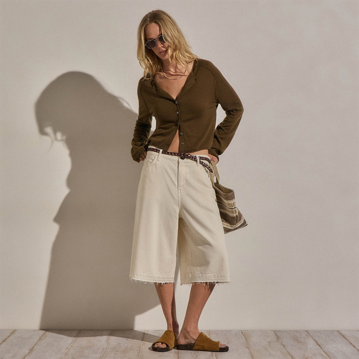 Cashmere Raglan Cardigan in Cocoa | James Perse Los Angeles