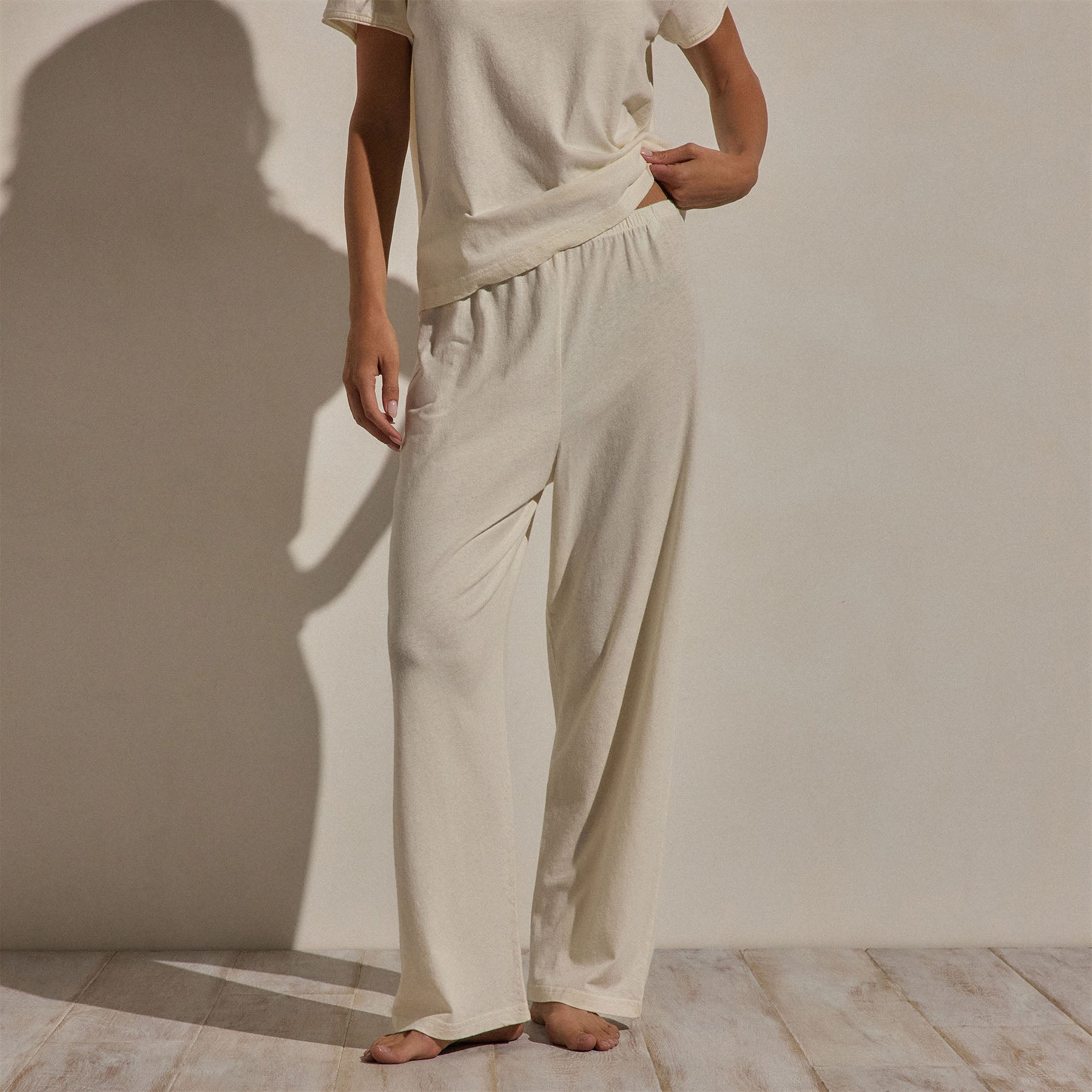 Cotton Linen Pull On Pant in Ecru | James Perse Los Angeles
