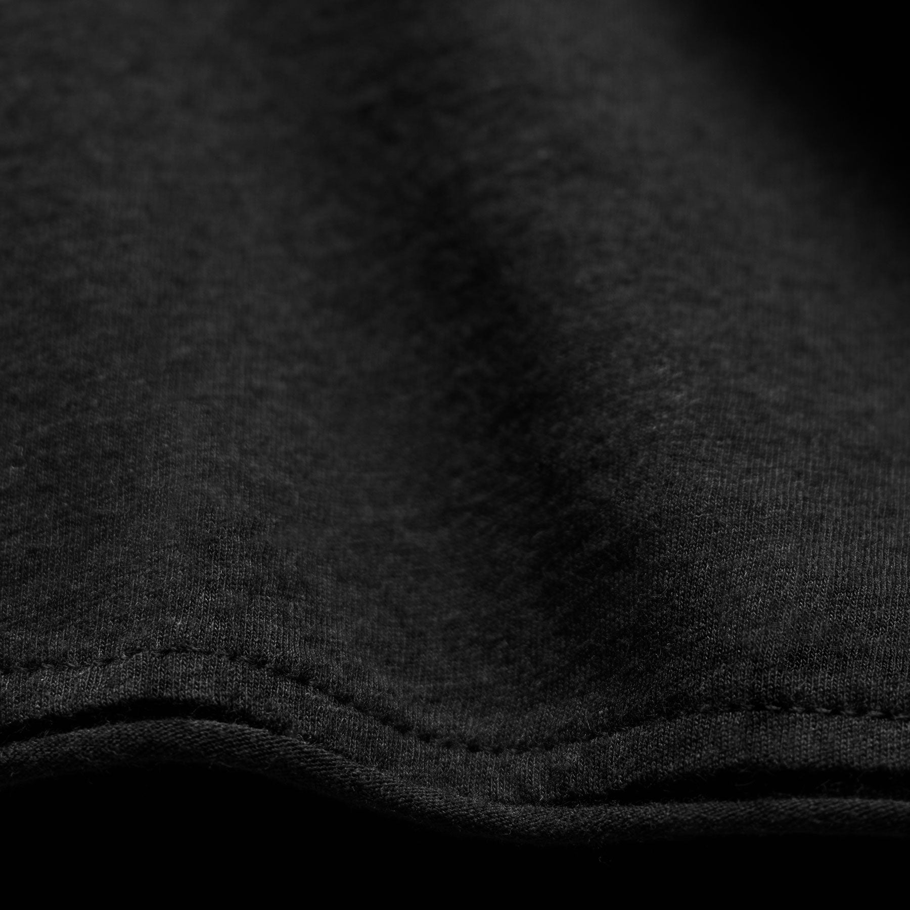 Cotton Cashmere Tee in Black | James Perse Los Angeles