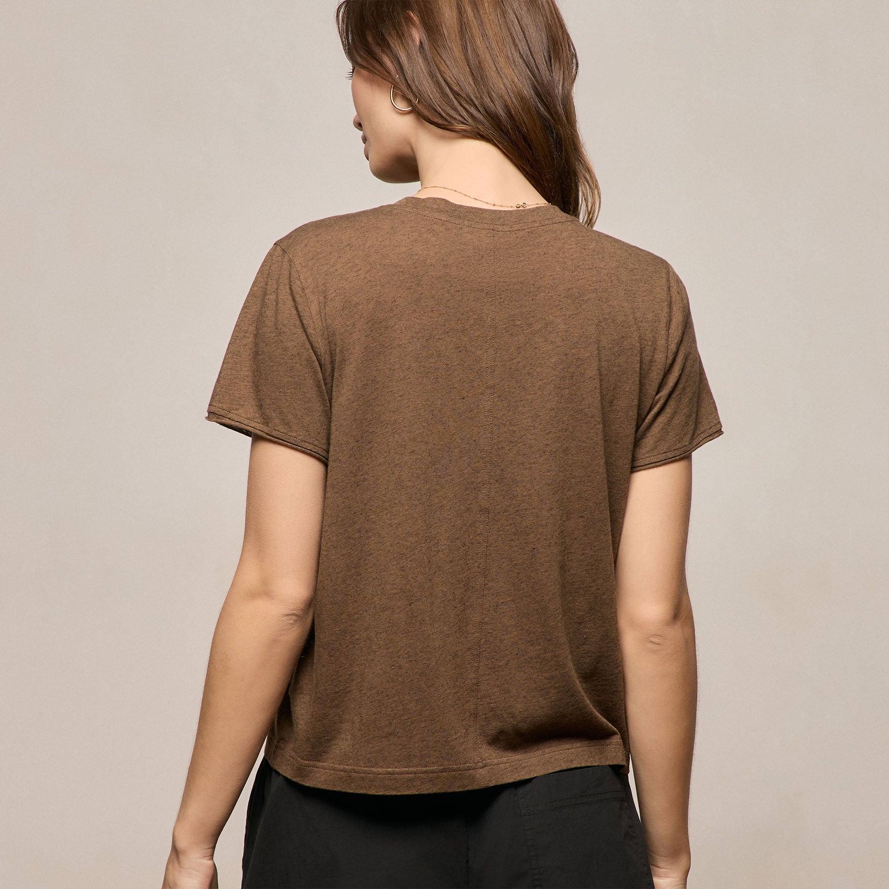 Cotton Cashmere Tee in Brown | James Perse Los Angeles