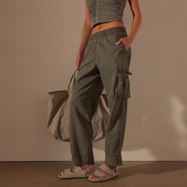 Seersucker Cargo Pant in Palm Pigment | James Perse Los Angeles