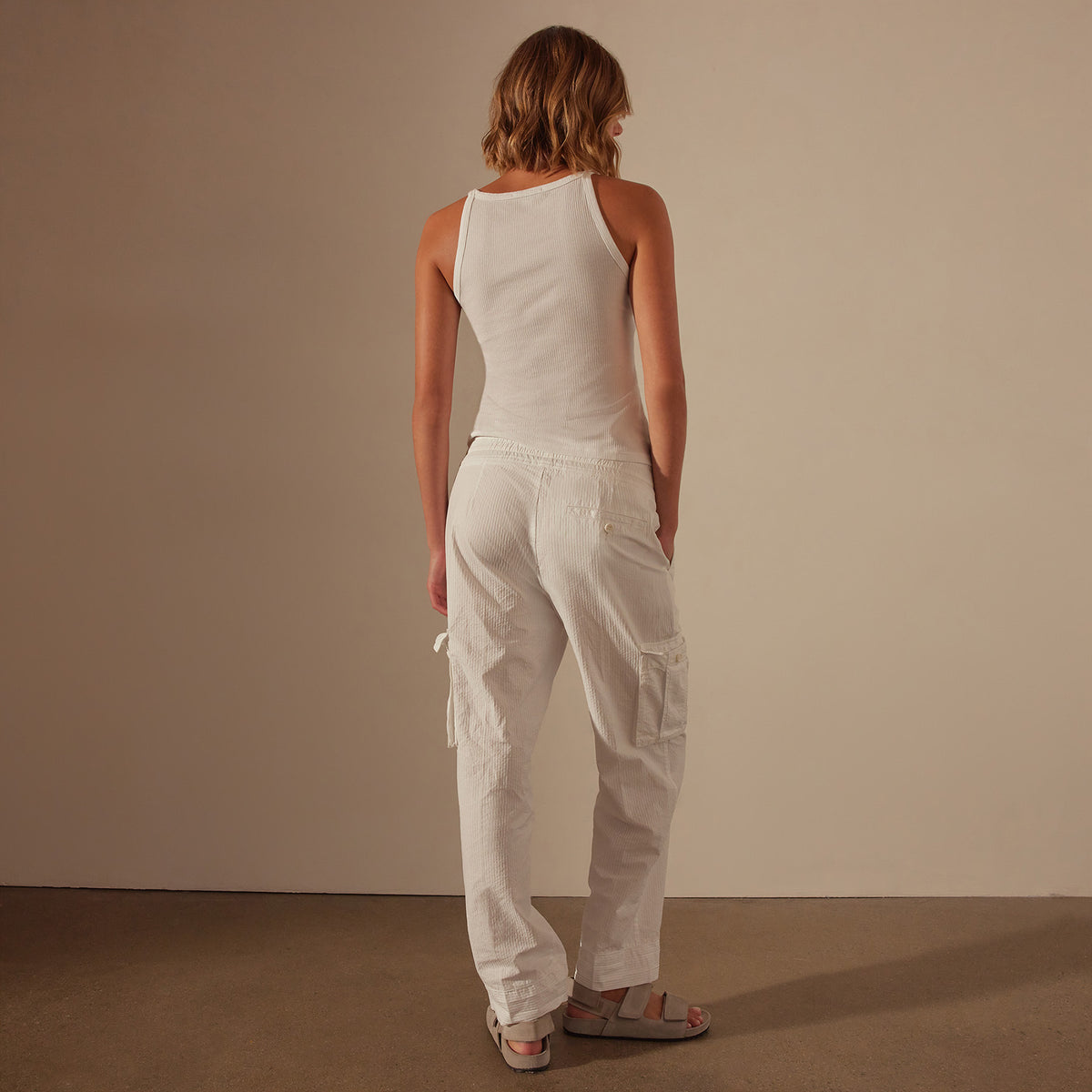 Seersucker Cargo Pant in White | James Perse Los Angeles