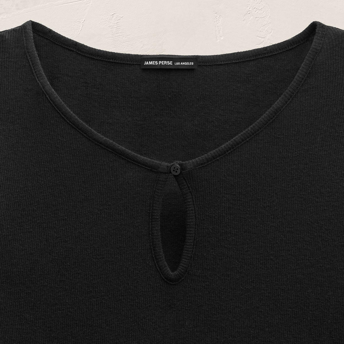 Cotton Cashmere Rib Keyhole Top in Black | James Perse Los Angeles