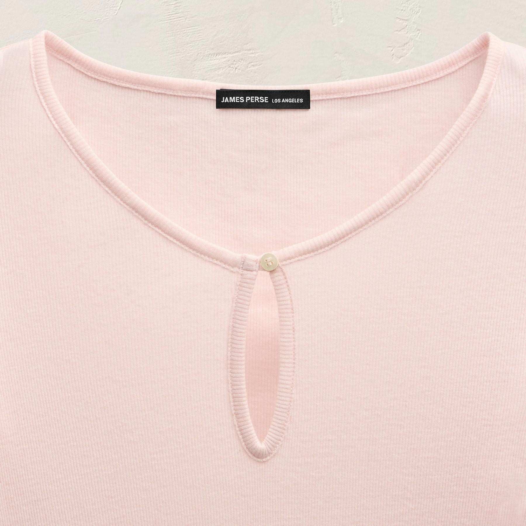 Cotton Cashmere Rib Keyhole Top in Rose Quartz | James Perse Los Angeles