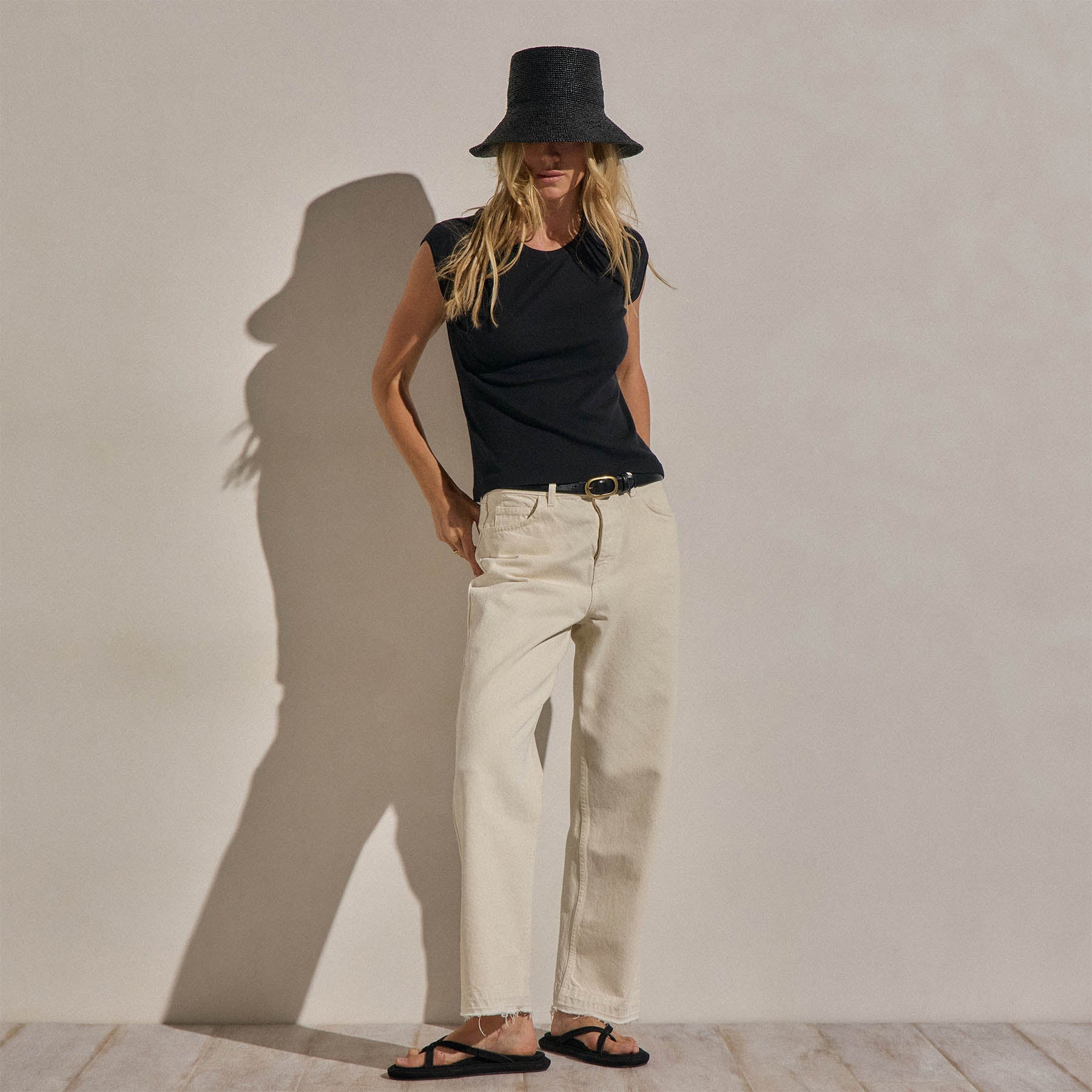 Cotton Cashmere Ribbed Raglan Tee in Black | James Perse Los Angeles