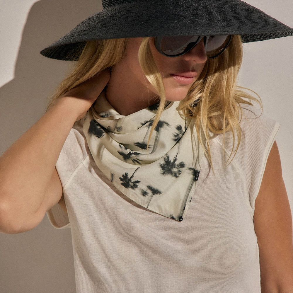 Cotton Cashmere Ribbed Raglan Tee in White | James Perse Los Angeles