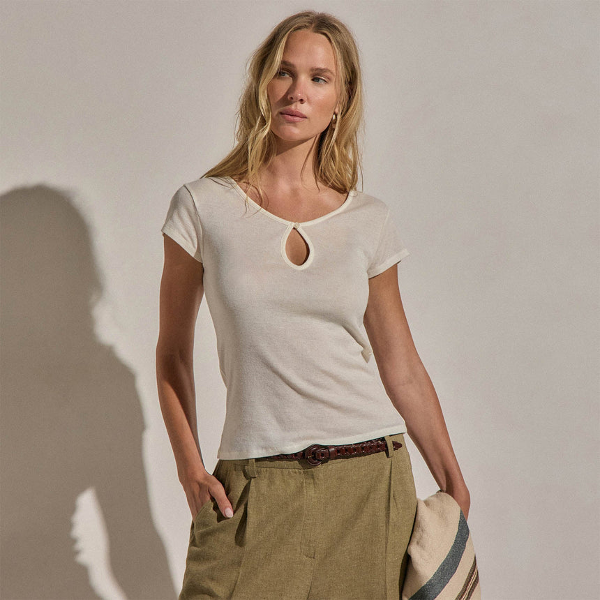 Cotton Cashmere Keyhole Tee in White | James Perse Los Angeles