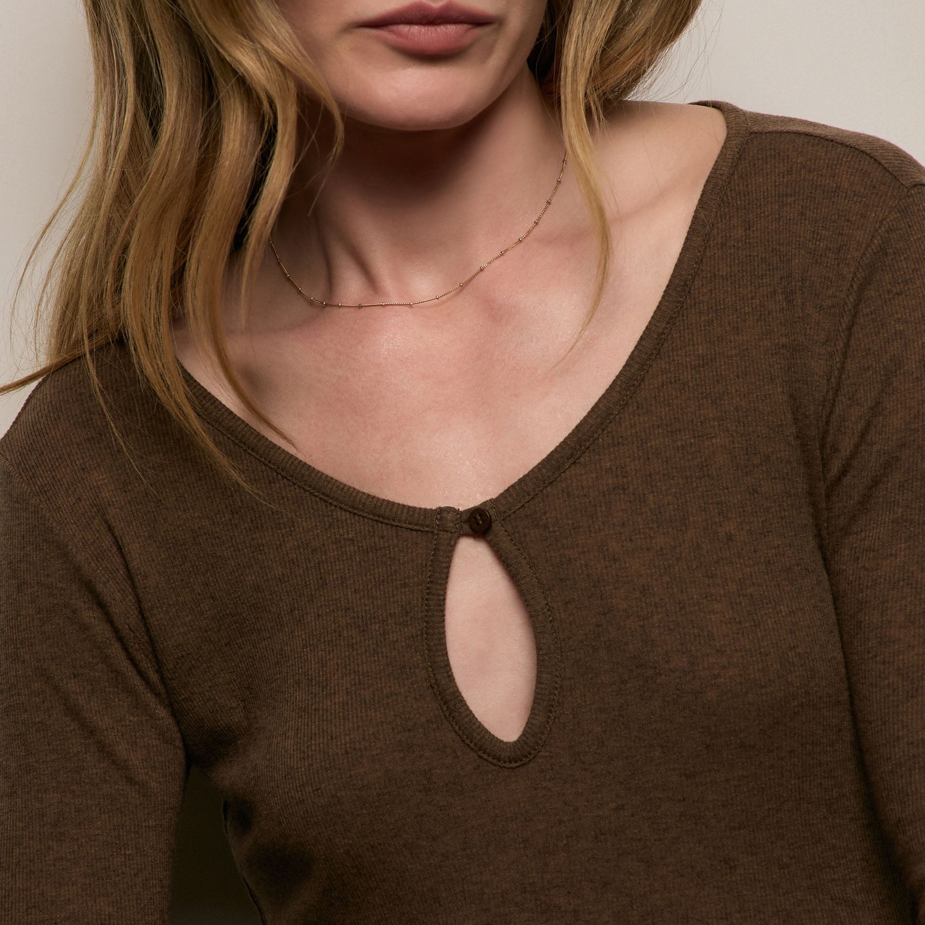 Cotton Cashmere Rib Keyhole Dress in Brown | James Perse Los Angeles