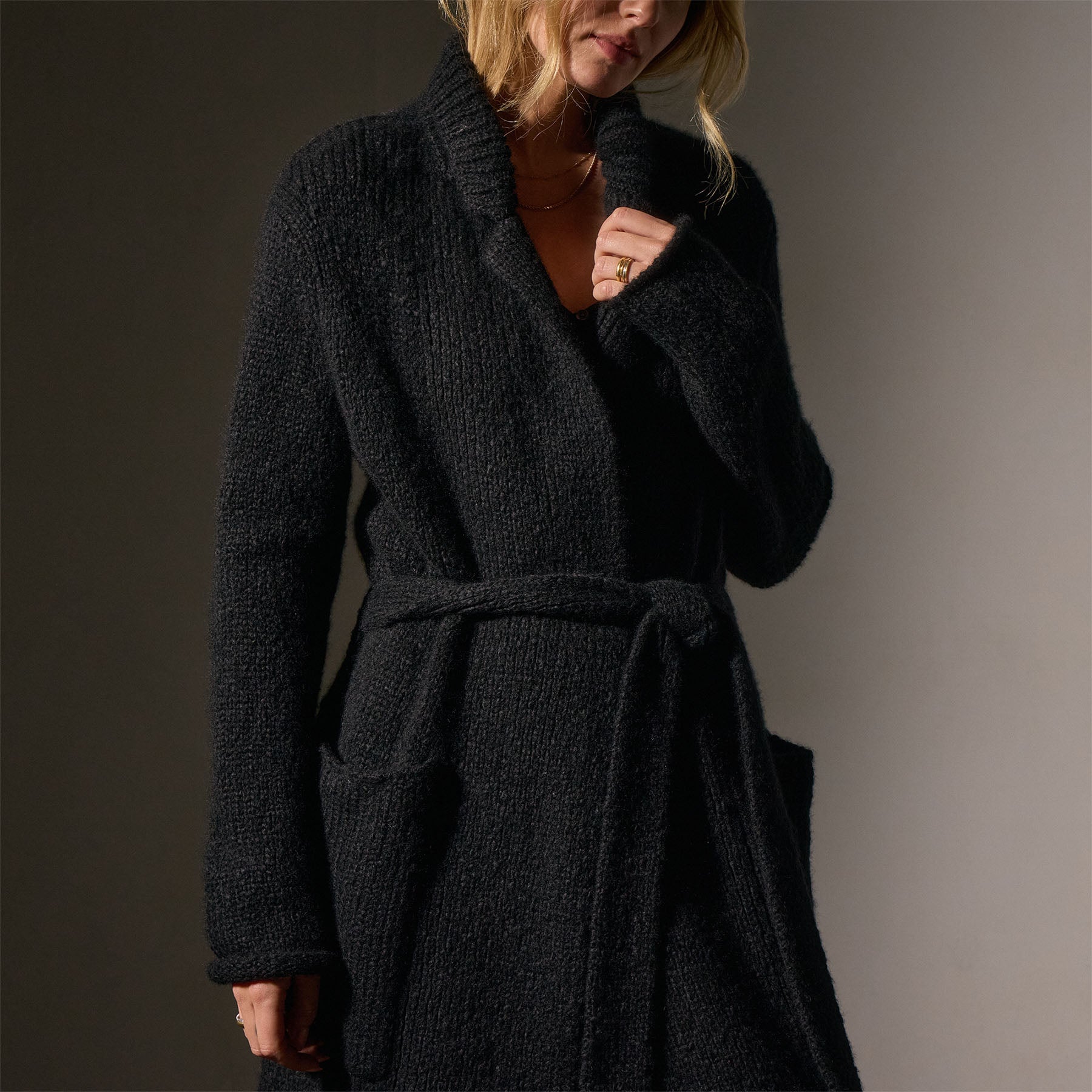 Cashmere Double Breasted Coat - Black | James Perse Los Angeles