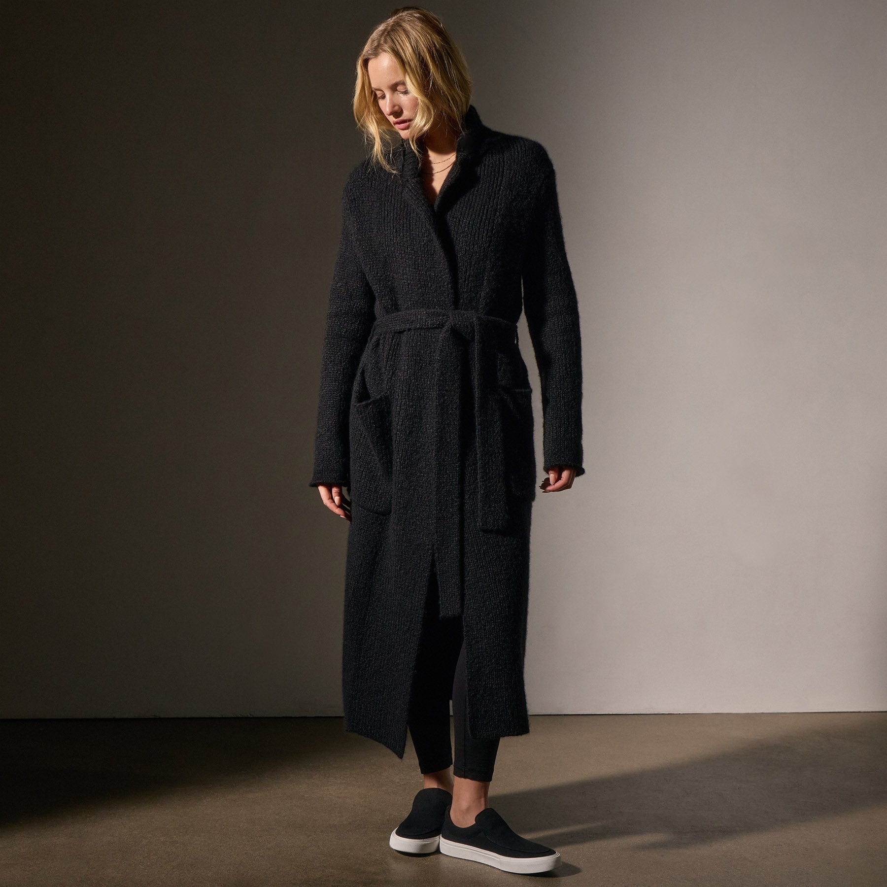 Cashmere Double Breasted Coat - Black | James Perse Los Angeles