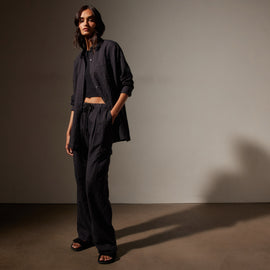 Cotton Twill Tunic Shirt in Black | James Perse Los Angeles