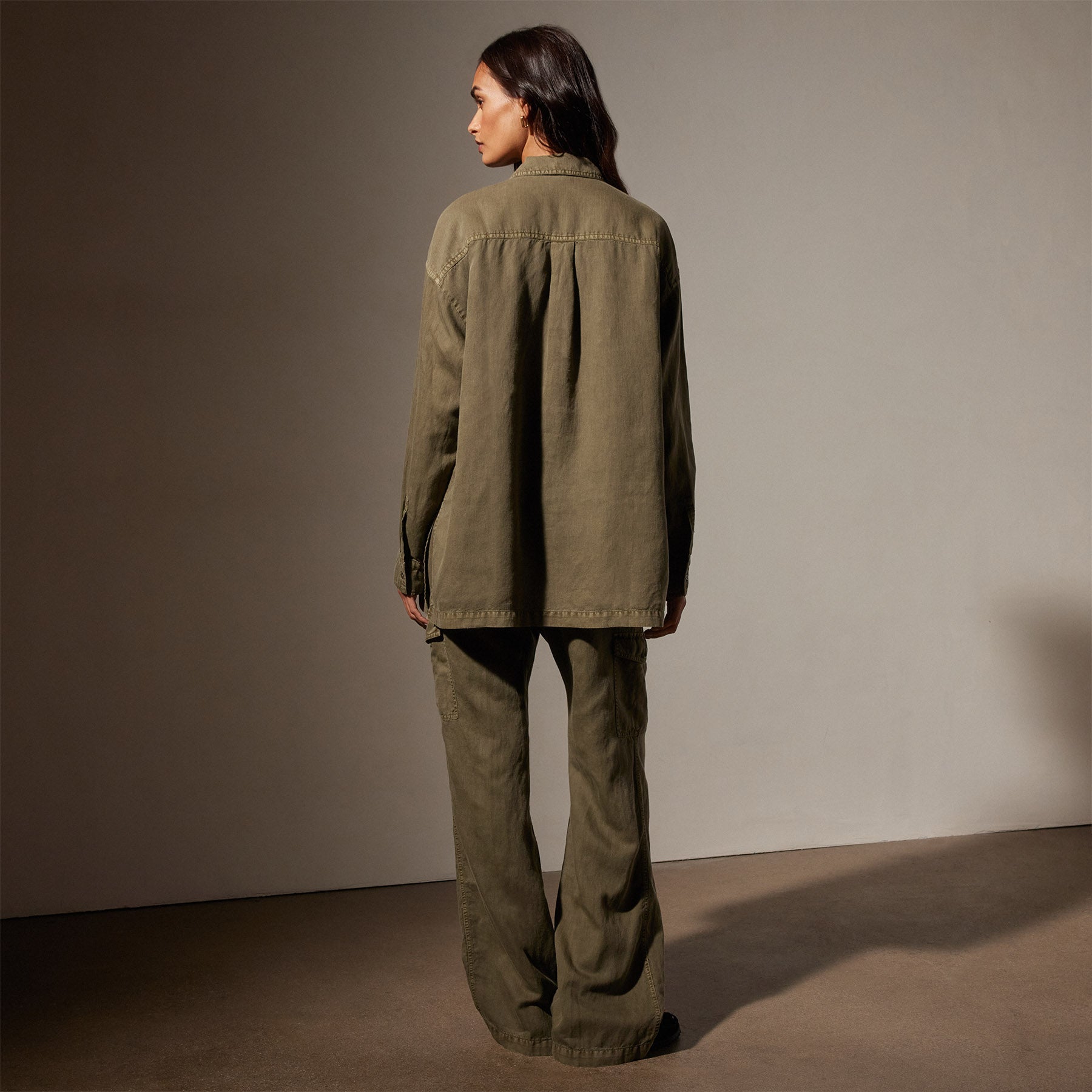 Cotton Twill Tunic Shirt in Trooper Pigment | James Perse Los Angeles