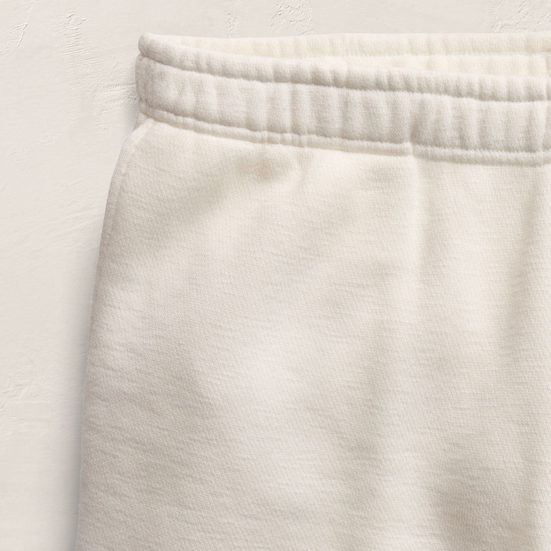 French Terry Sweat Short in Off White | James Perse Los Angeles