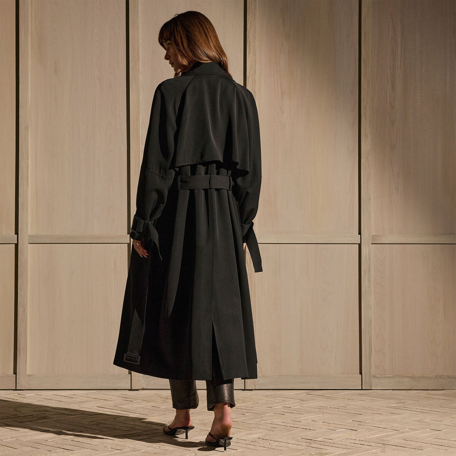 Trench Coat - Black | James Perse Los Angeles