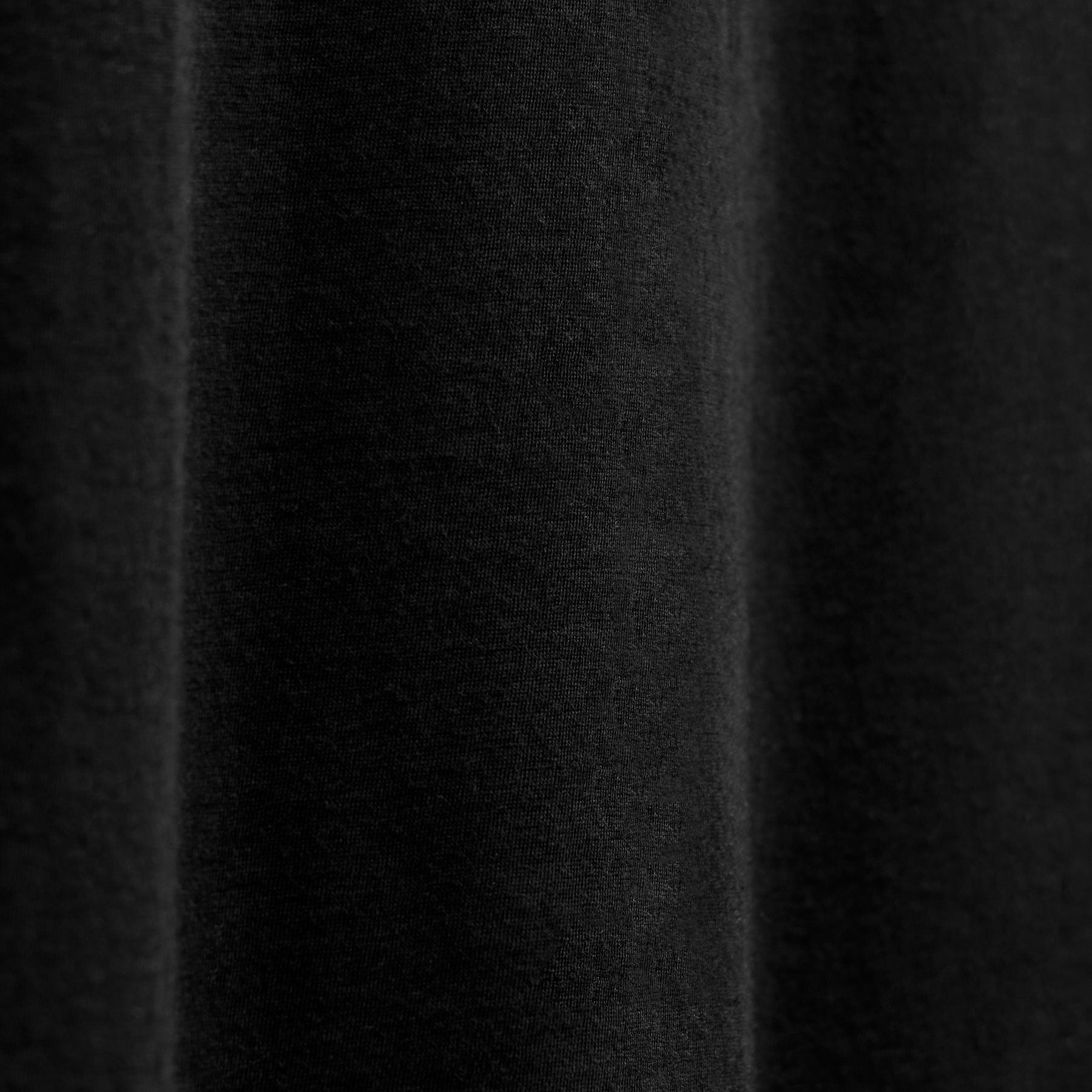 Luxe Lotus Jersey V Neck in Black | James Perse Los Angeles