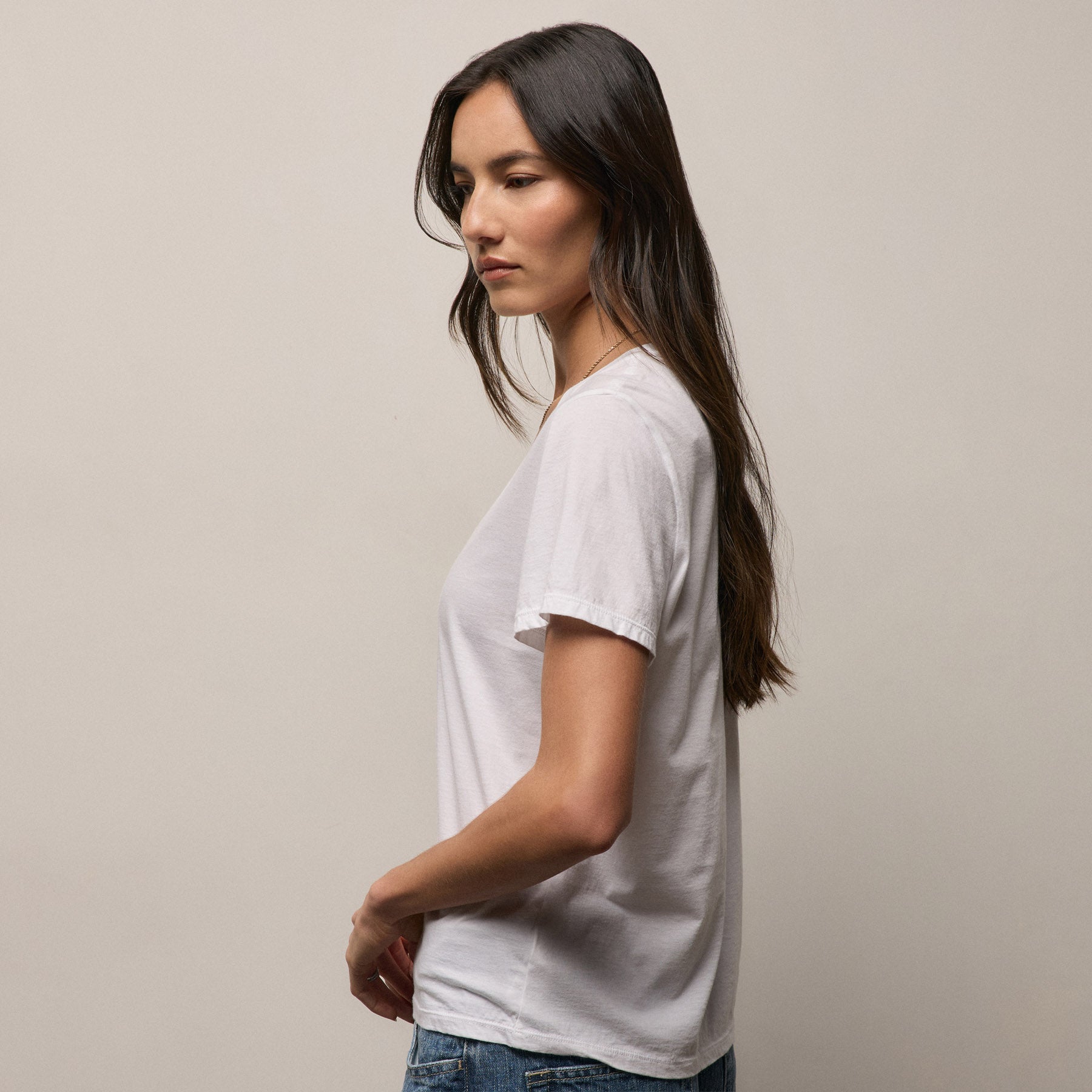 Luxe Lotus Jersey V Neck in White | James Perse Los Angeles
