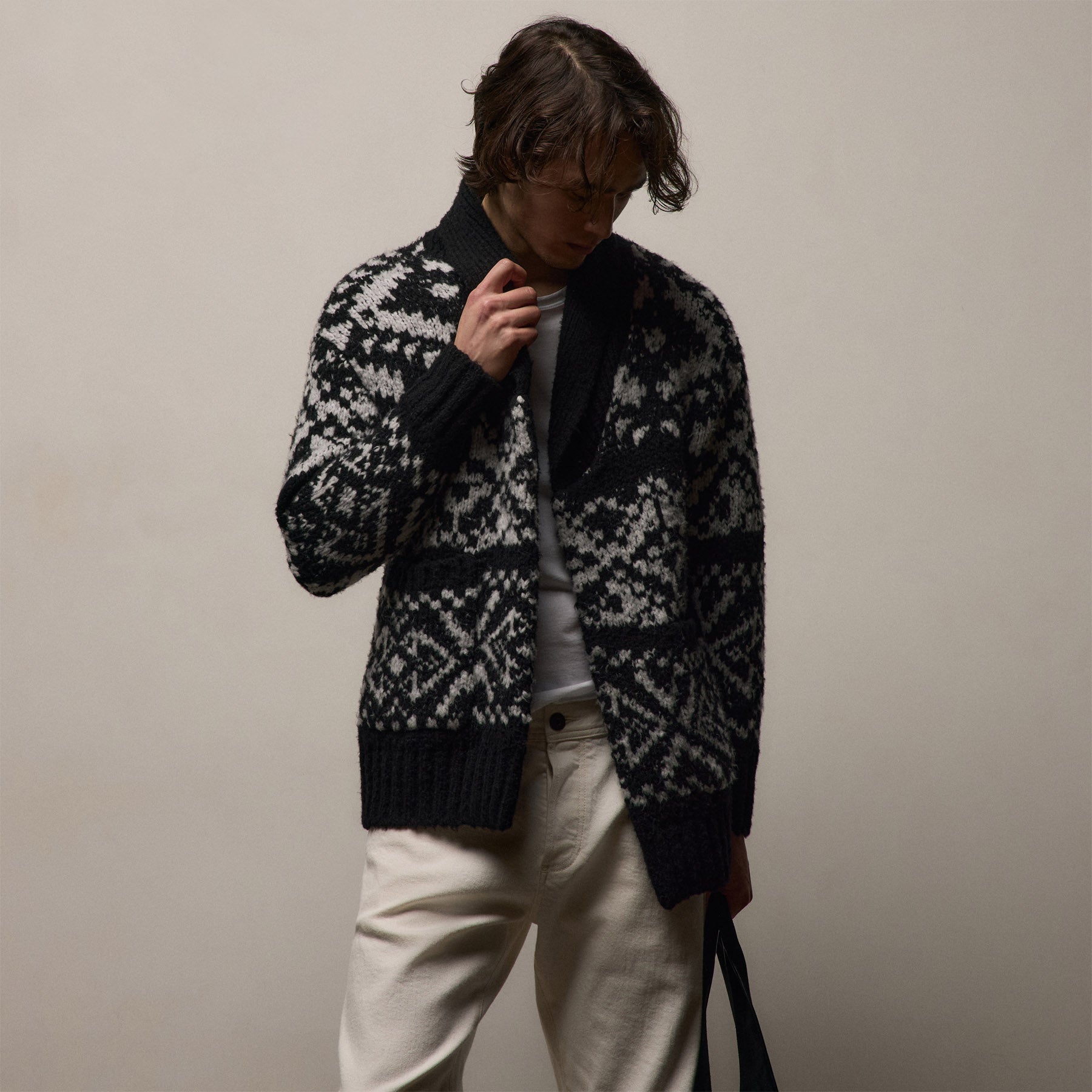 Chalet Intarsia Cardigan in Black/Heather Grey | James Perse Los Angeles / Mens