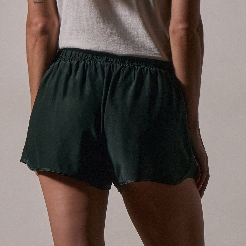 Silk Dolphin Short in Gars | James Perse Los Angeles