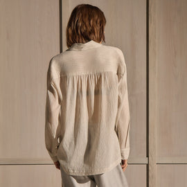 Crinkled Cotton Shirt in Off White | James Perse Los Angeles