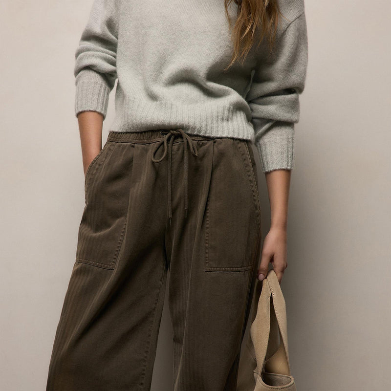 Herringbone Twill Pant in Army Green Pigment | James Perse Los Angeles