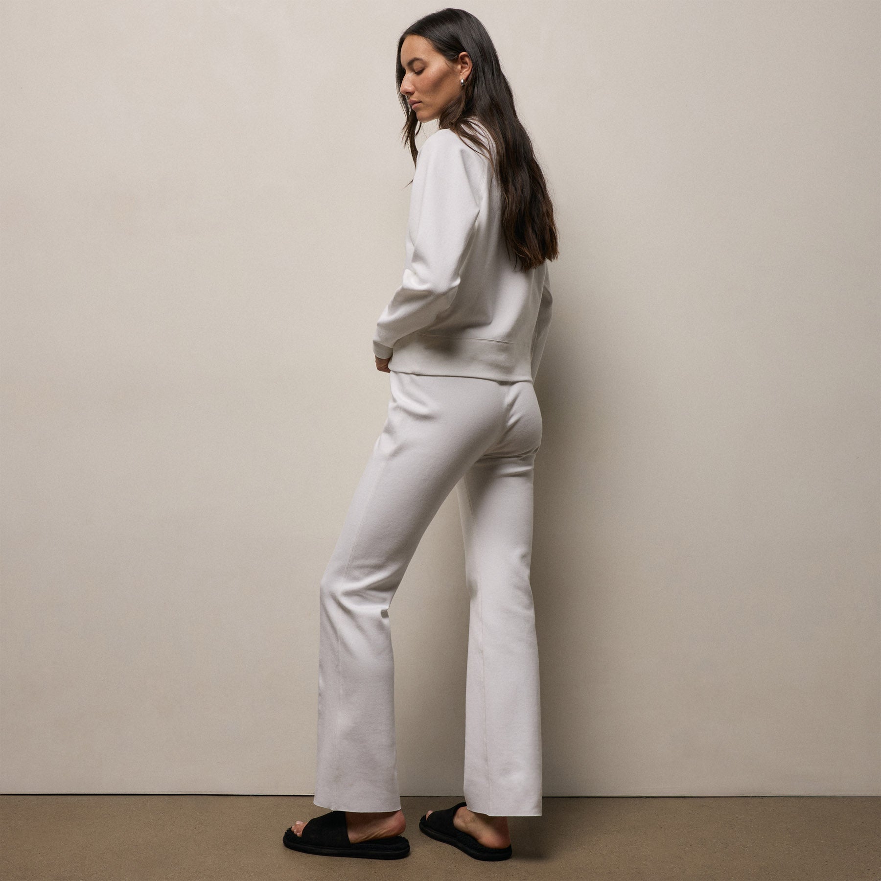 Italian Knit Wide Leg Sweatpant in White | James Perse Los Angeles