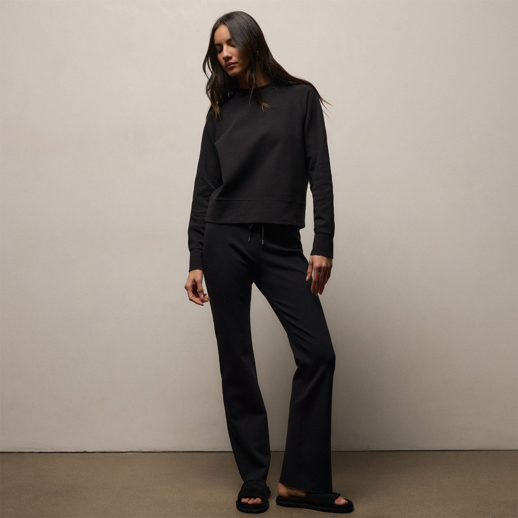 Italian Knit Raglan Mockneck in Black | James Perse Los Angeles