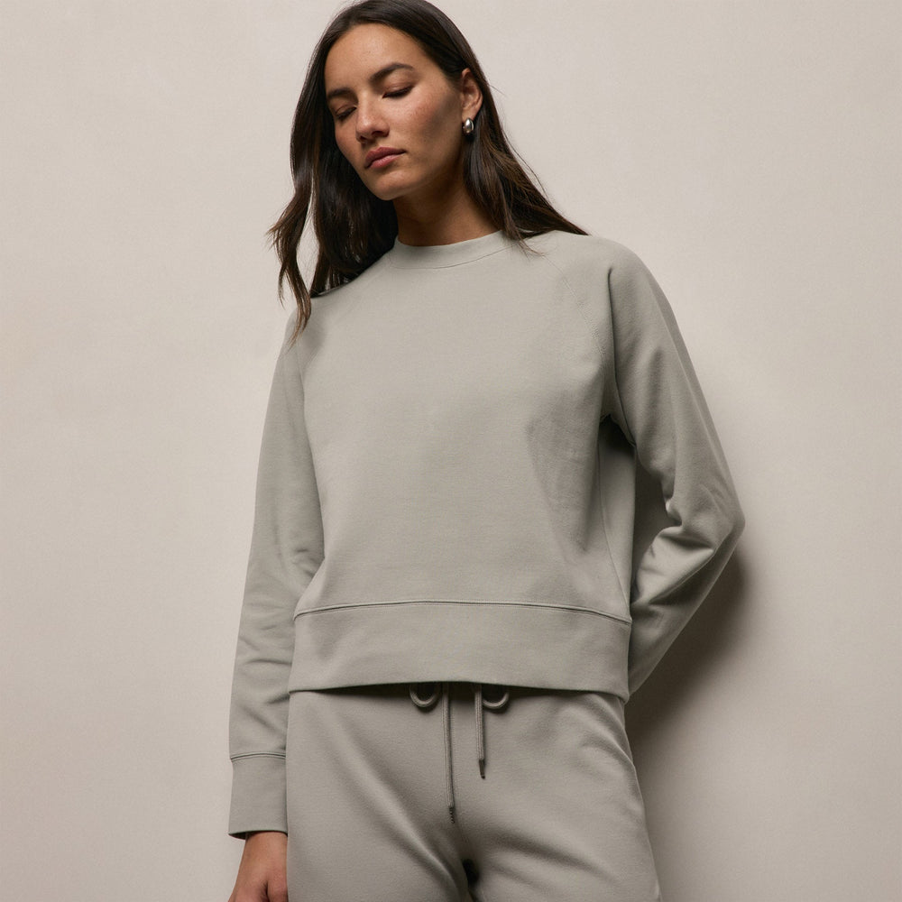 Italian Knit Raglan Mockneck in Fog | James Perse Los Angeles