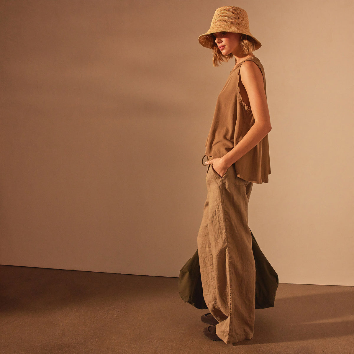 High Gauge Baby Doll Shell Top in Cashew | James Perse Los Angeles