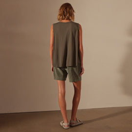 Fine Gauge A Line tank in Palm | James Perse Los Angeles