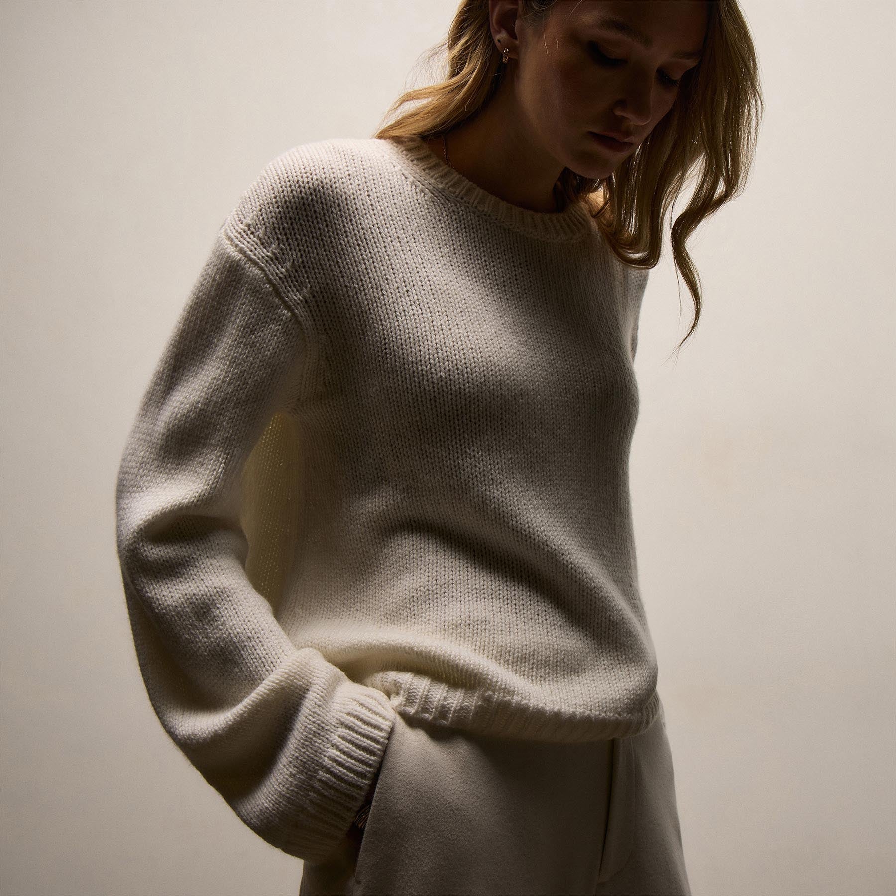 すんすん JAMES PERSE 定番カシミヤ100％ニット 1 (M) Chunky Italian Spun Cashmere Crew In Ivory | James Perse Los Angeles