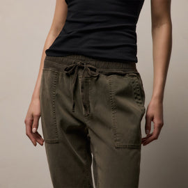 Mixed Media Pant in Army Green Pigment | James Perse Los Angeles