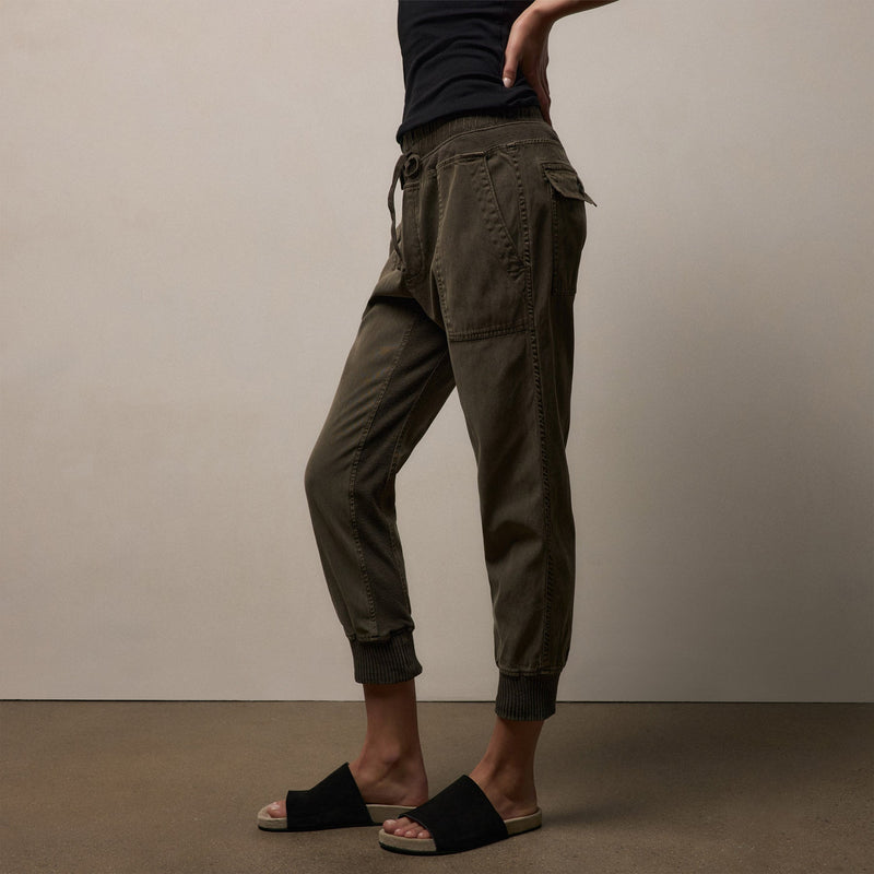 Mixed Media Pant in Army Green Pigment | James Perse Los Angeles